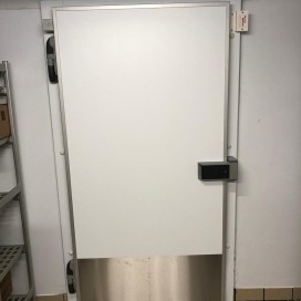 Temp. Controlled Single Hinged Semi-Rebated Door