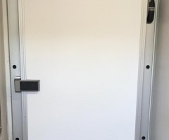 Temperature Controlled Hinged Door
